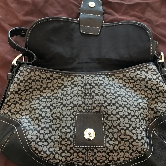 Coach purse - Picture 3 of 4